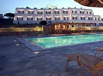 Yiannaki Hotel Орнос